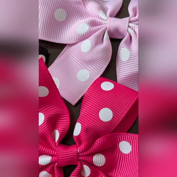 32 Like New 3.5" Clip On Bows Pinwheel Only $1.50 Each. - Picture 7 of 10